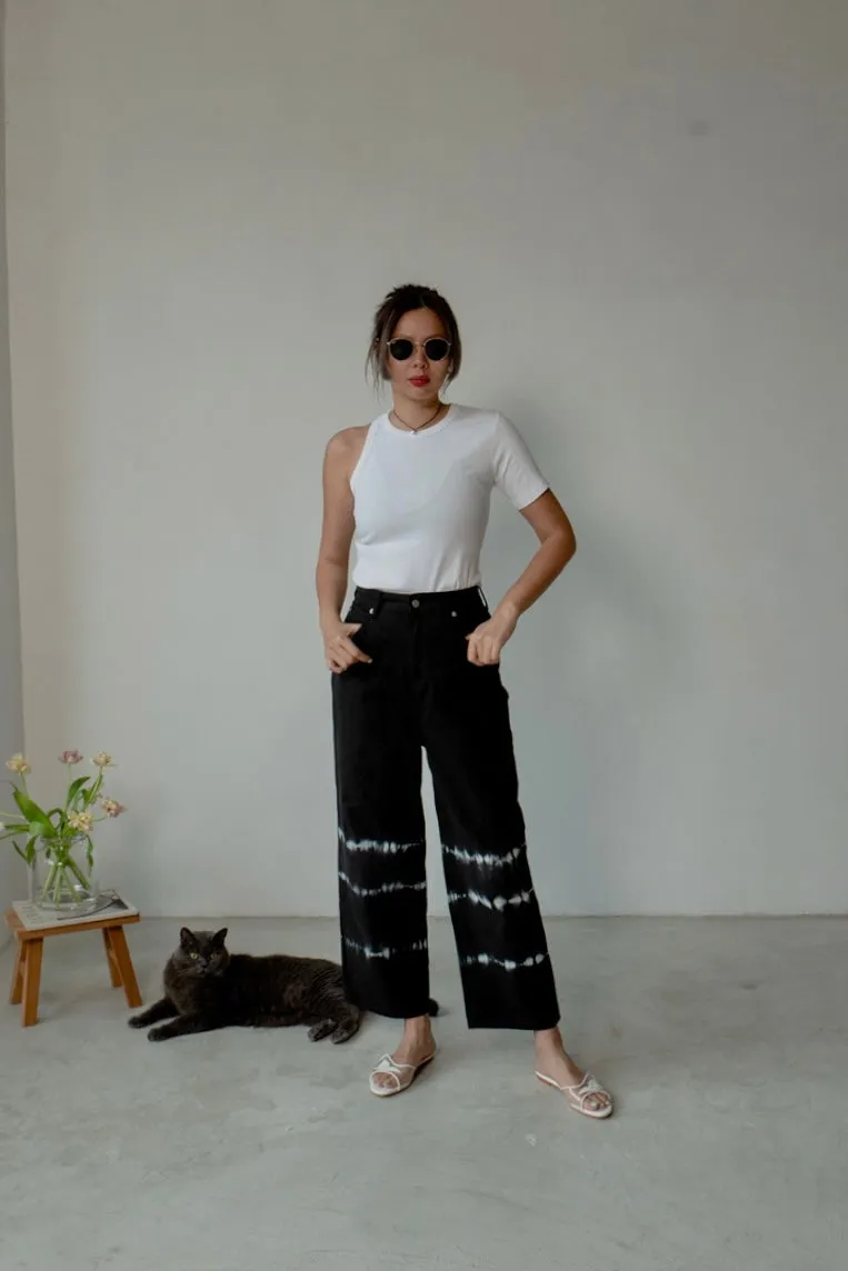 ( 3 COLOURS ) ONE SHOULDER TEE *LAST 2*