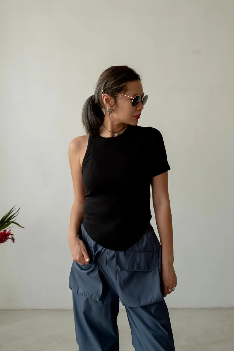 ( 3 COLOURS ) ONE SHOULDER TEE *LAST 2*