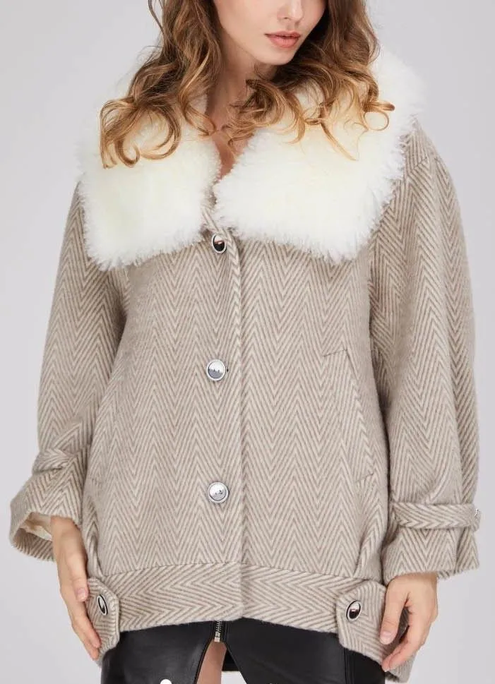 Chevron Oversized Short Wool Coat with Fur Collar