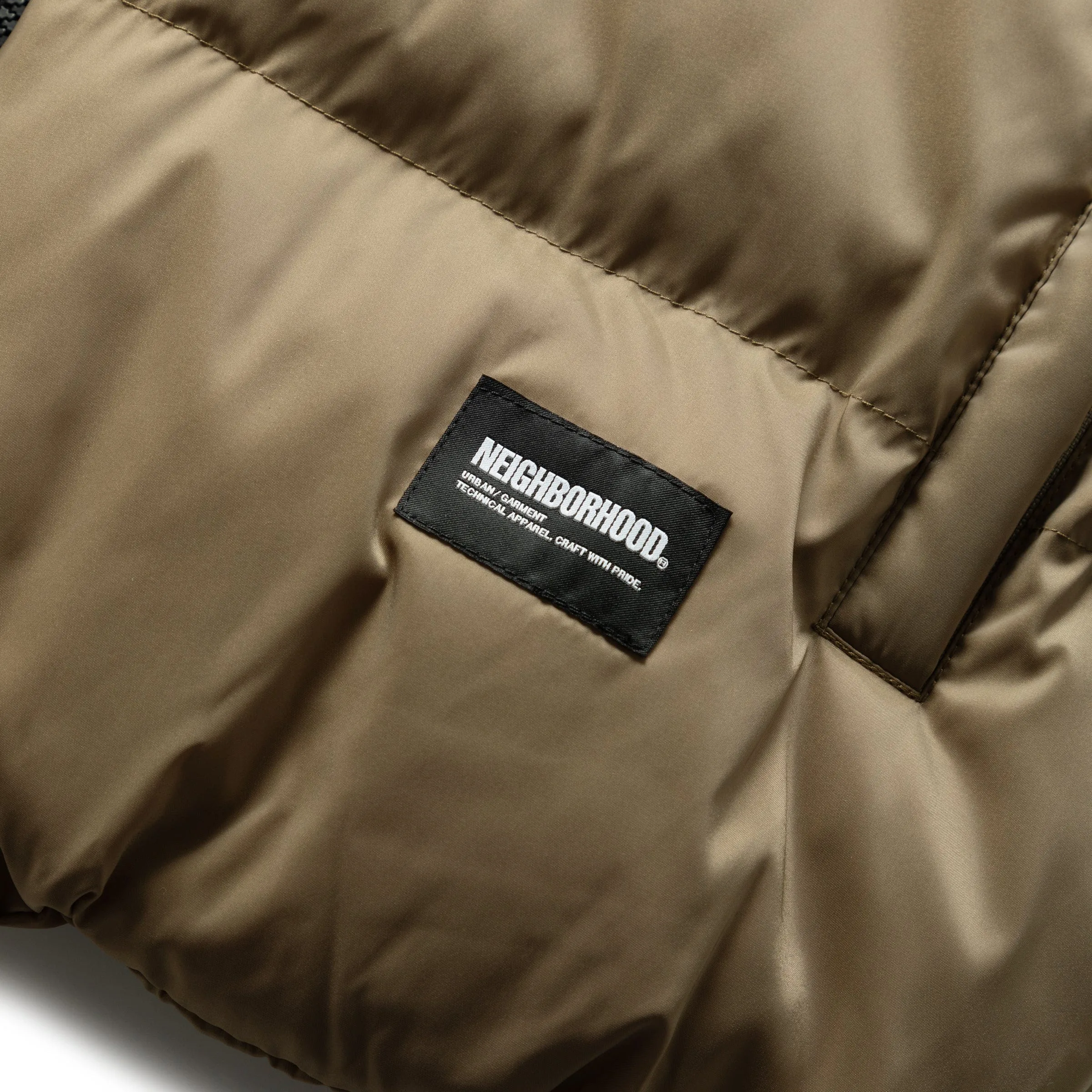 CLASSIC DOWN JACKET