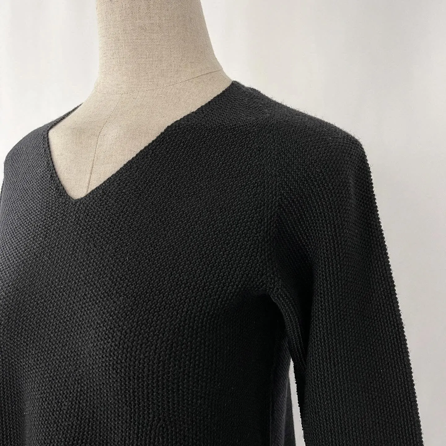 HANNES ROETHER Sweater
