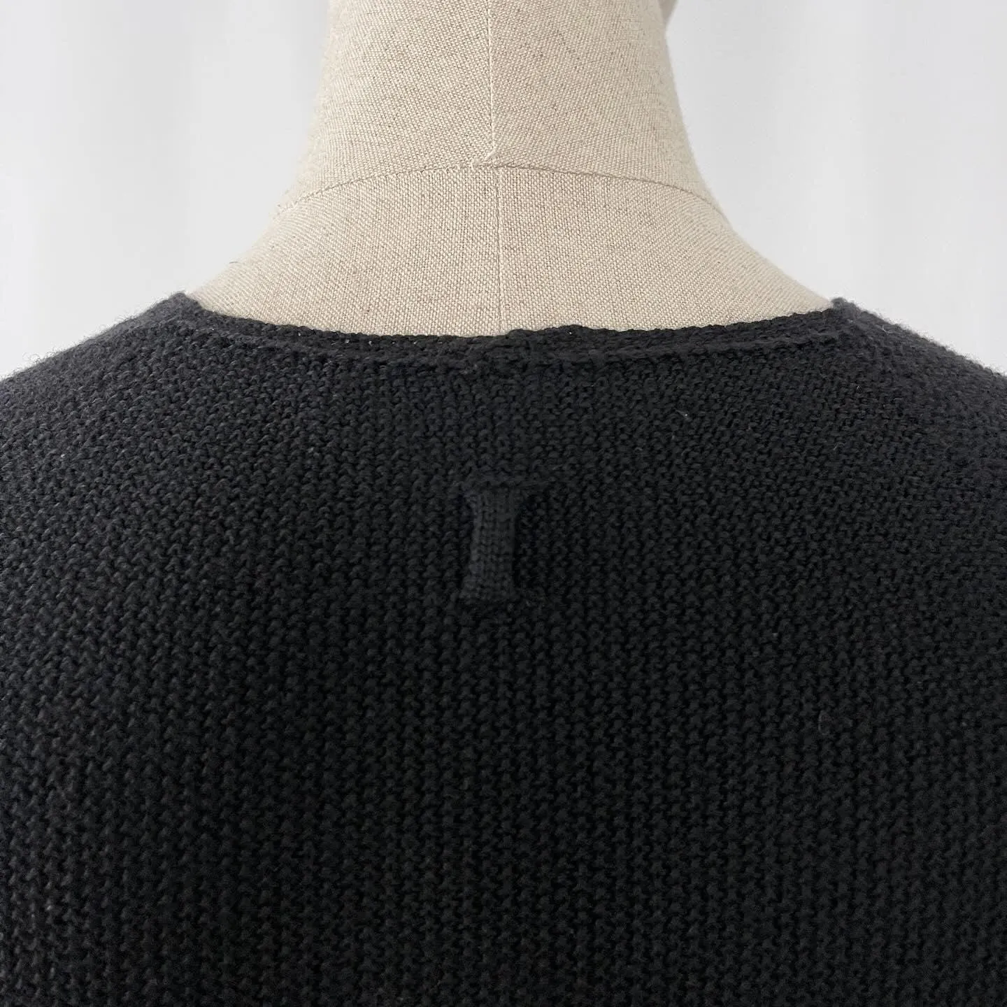 HANNES ROETHER Sweater