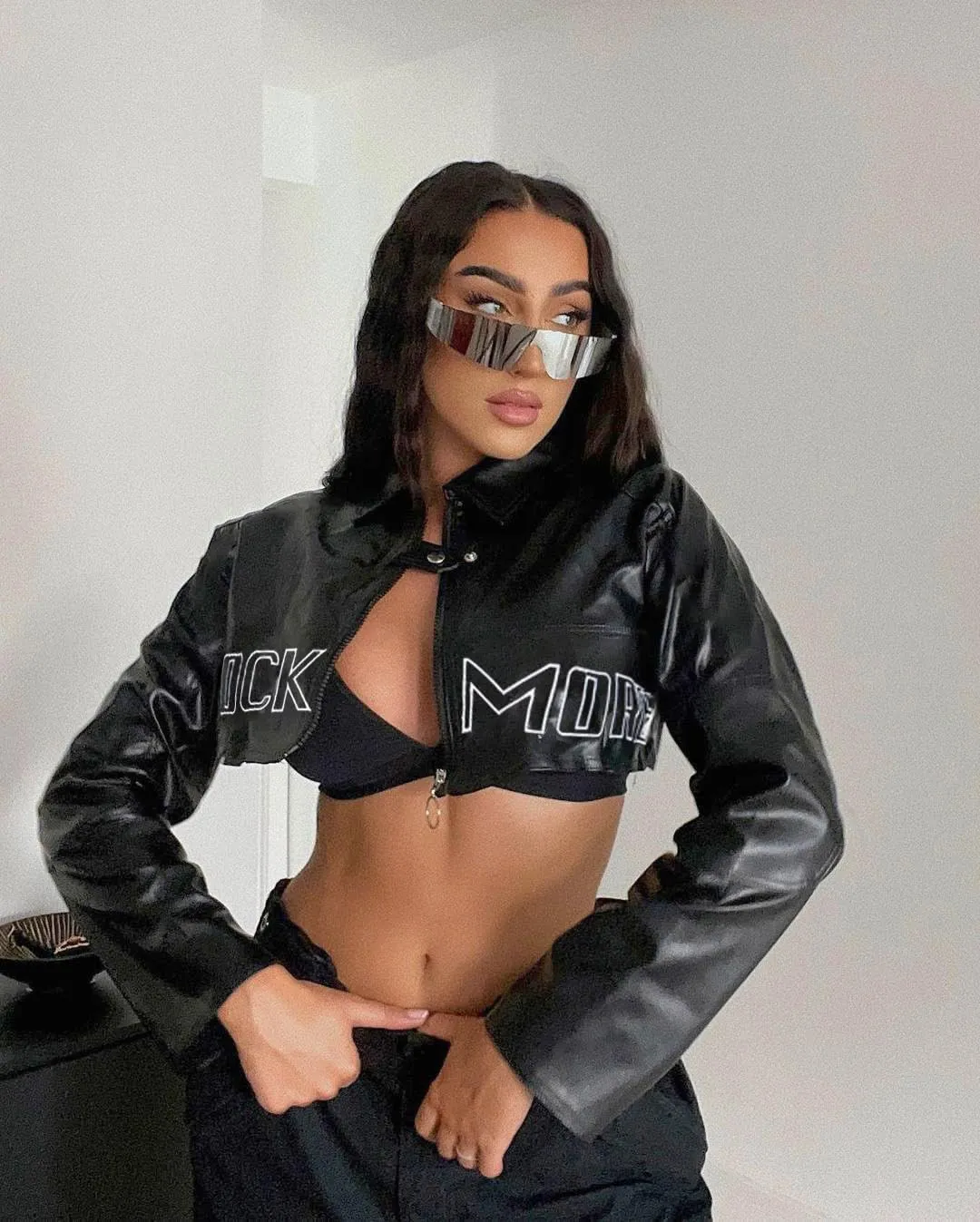 Mandonce Leather Jacket Women Zip up Cropped Jacket Motorcycle Jacket Y2K Bomber Jacket Streetwear Trench Coat for Women